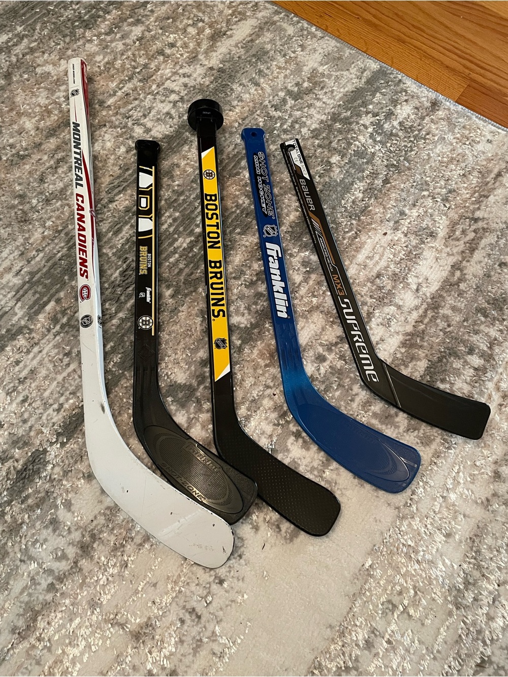 Floor hockey stick bundle (6 sticks)